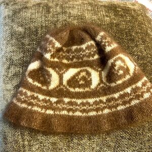 Arctic Handknitted Qiviut/ silk hat made in Alaska USA